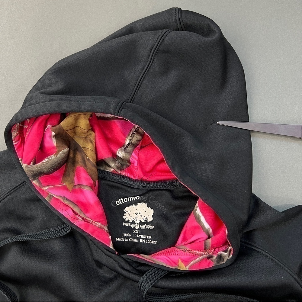 Y2K Real Tree Pink Camo Logo Black Pullover Hoodie - Picture 6 of 7
